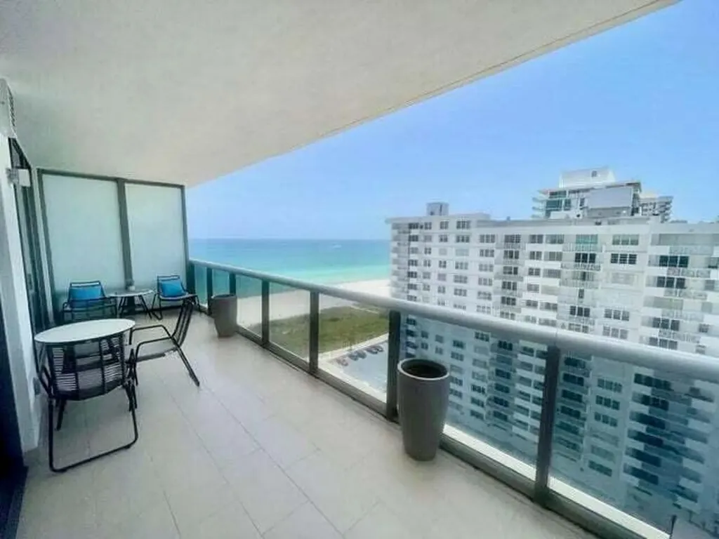 5875 Collins Avenue Miami Beach FL 33140