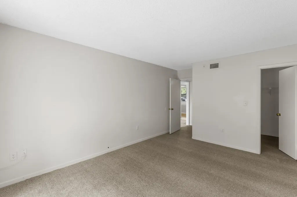 5200 NW 31st Avenue Fort Lauderdale FL 33309