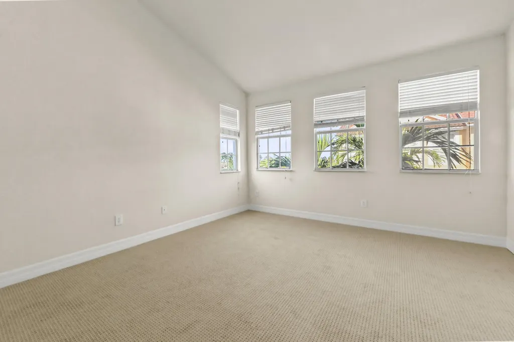 131 Harbors Way Boynton Beach FL 33435