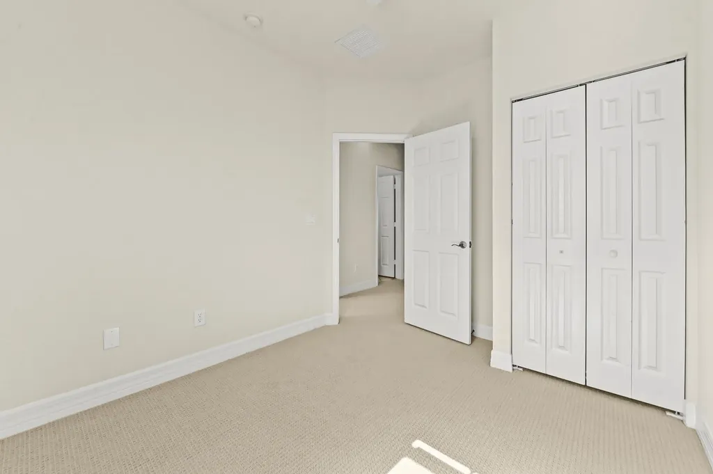 131 Harbors Way Boynton Beach FL 33435