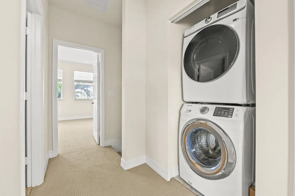 131 Harbors Way Boynton Beach FL 33435