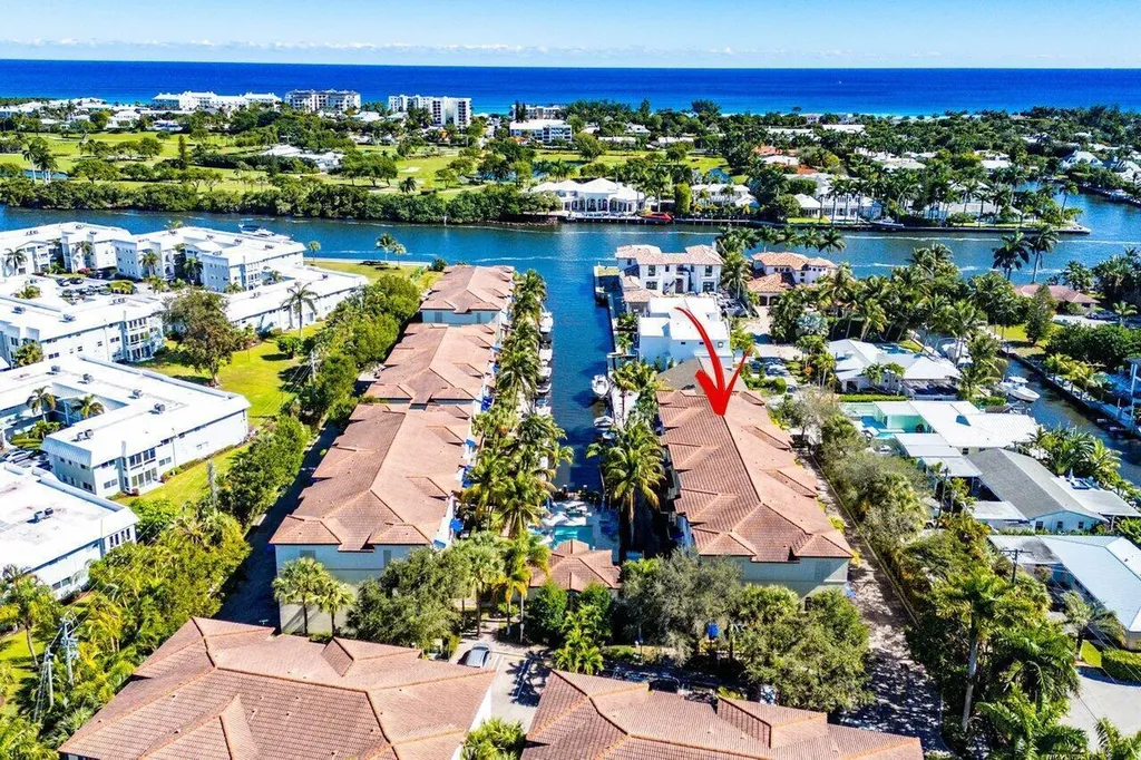 813 Estancia Way Boynton Beach FL 33435