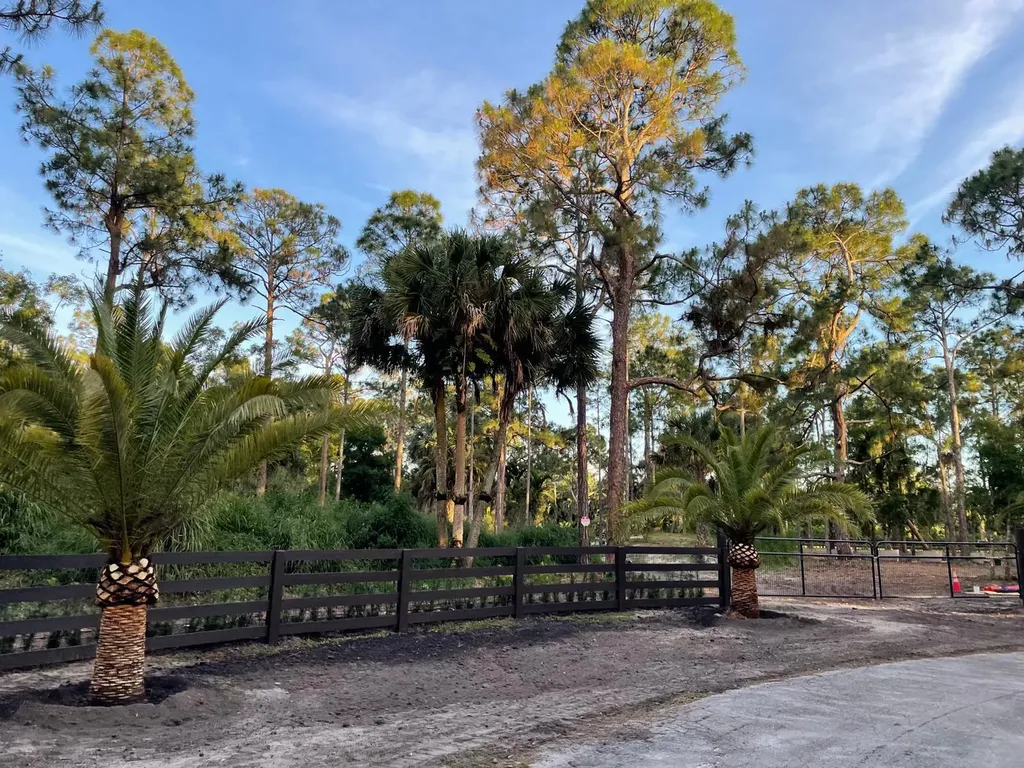 1030 Stallion Drive W The Acreage FL 33470