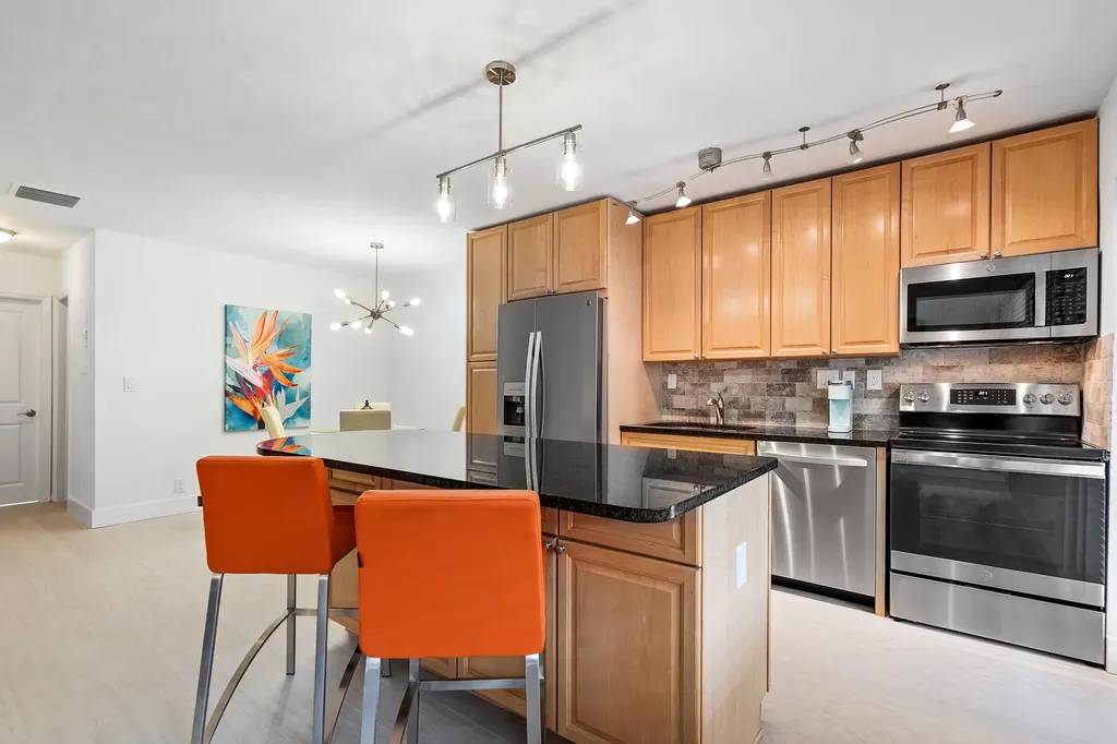 2881 NE 32nd Street Fort Lauderdale FL 33306