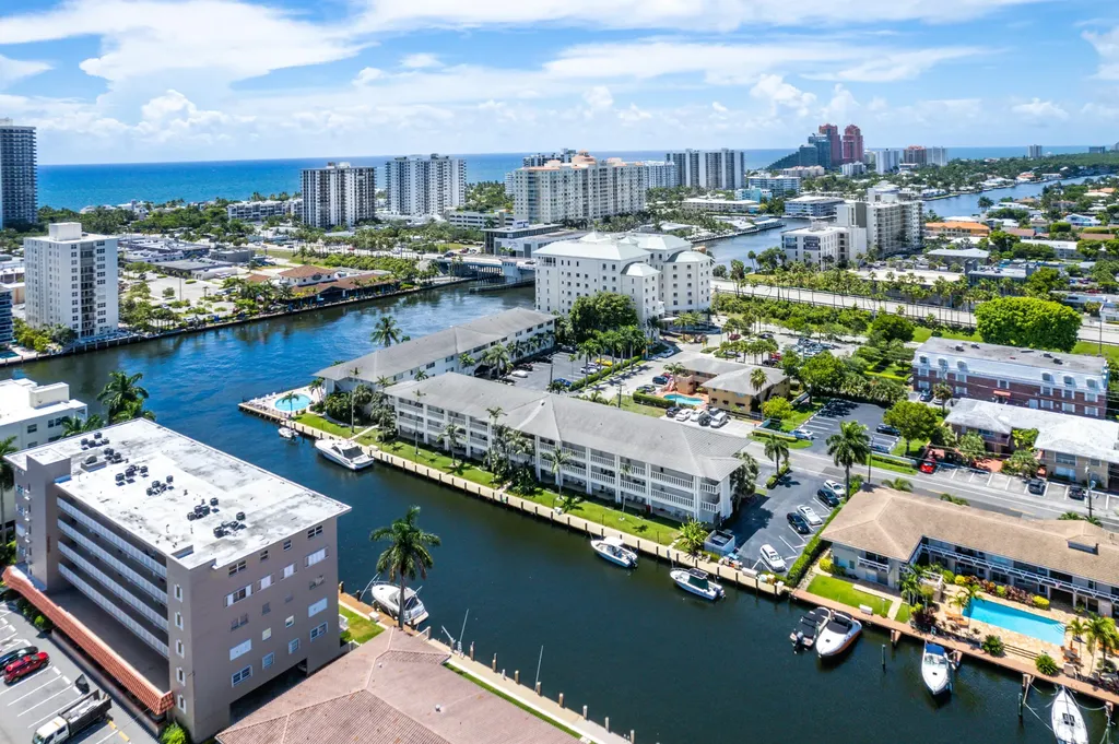 2881 NE 32nd Street Fort Lauderdale FL 33306