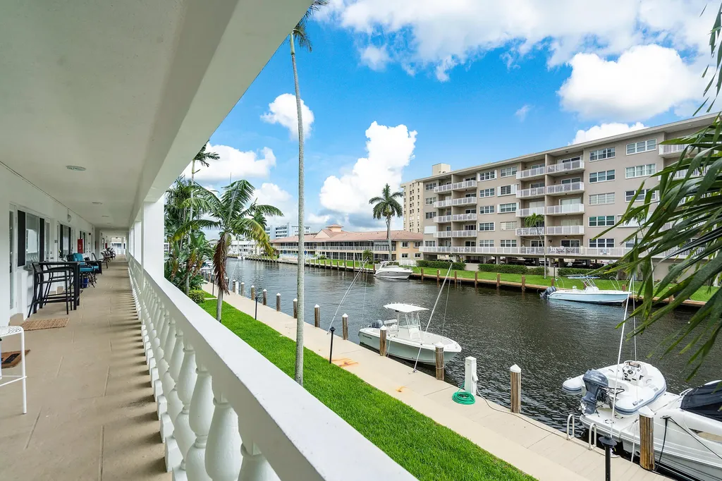 2881 NE 32nd Street Fort Lauderdale FL 33306