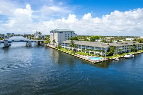2881 NE 32nd Street Fort Lauderdale FL 33306