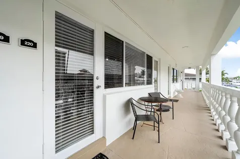 2881 NE 32nd Street Fort Lauderdale FL 33306