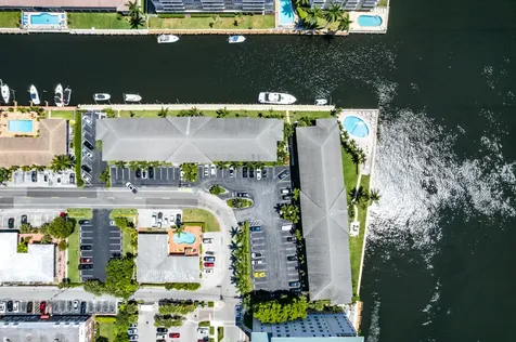 2881 NE 32nd Street Fort Lauderdale FL 33306