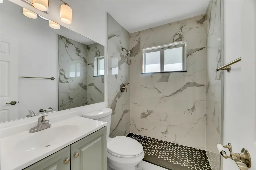 1404 SW 1st Avenue Deerfield Beach FL 33441