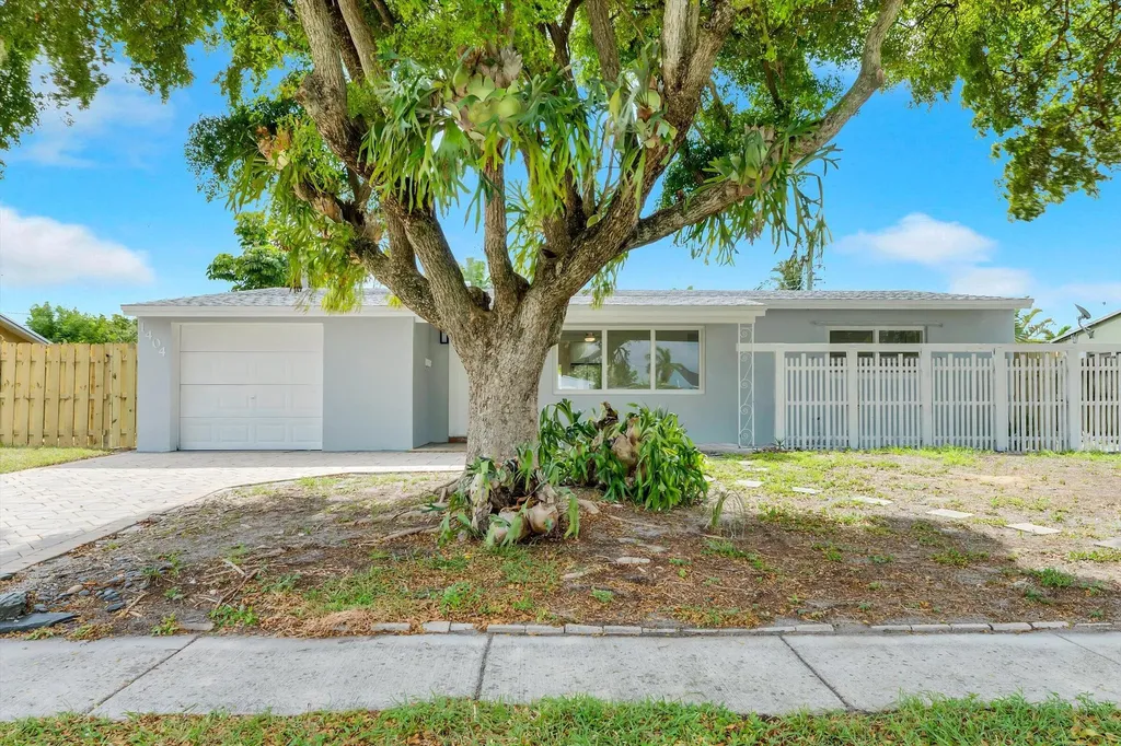 1404 SW 1st Avenue Deerfield Beach FL 33441