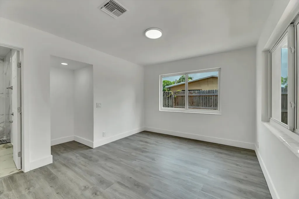 1404 SW 1st Avenue Deerfield Beach FL 33441