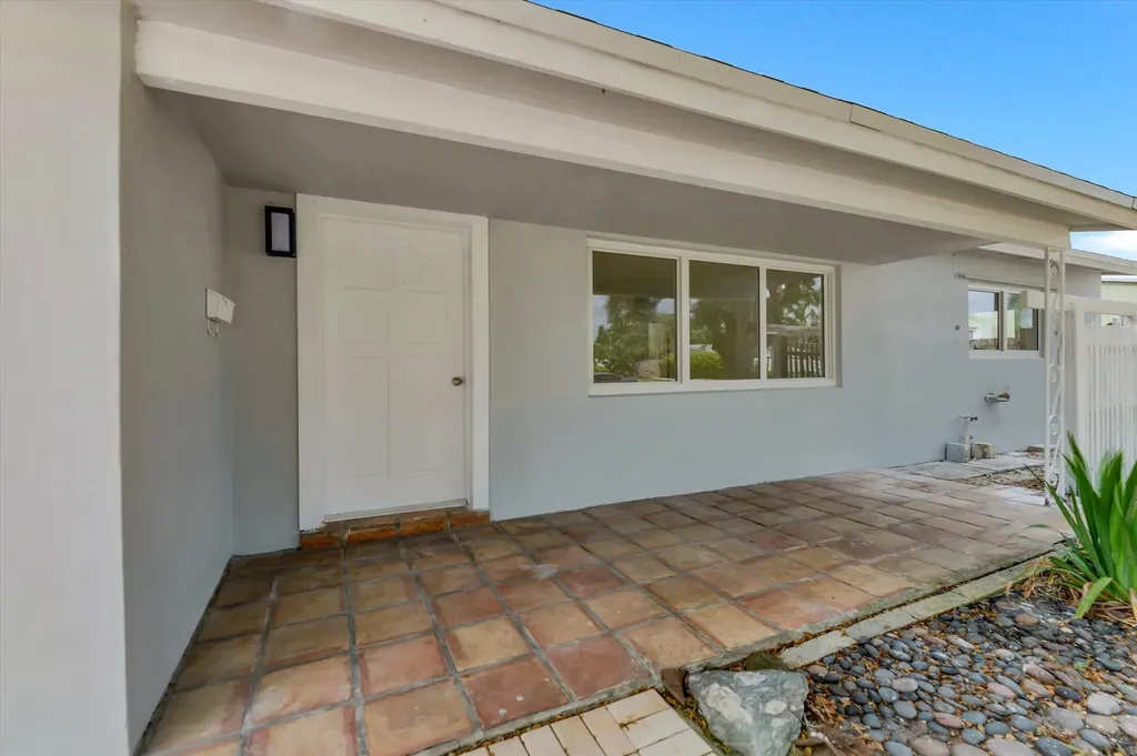 1404 SW 1st Avenue Deerfield Beach FL 33441