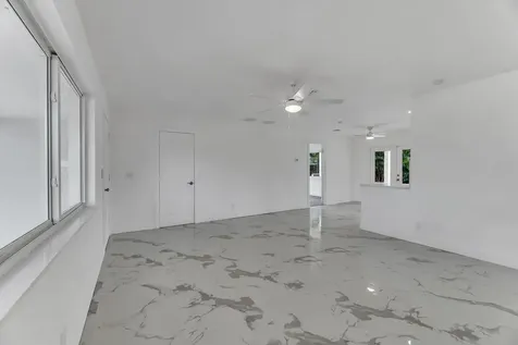 1404 SW 1st Avenue Deerfield Beach FL 33441