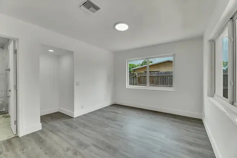 1404 SW 1st Avenue Deerfield Beach FL 33441
