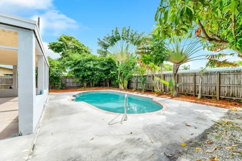 1404 SW 1st Avenue Deerfield Beach FL 33441