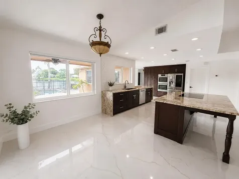 5040 SW 117th Way Cooper City FL 33330