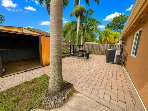5040 SW 117th Way Cooper City FL 33330