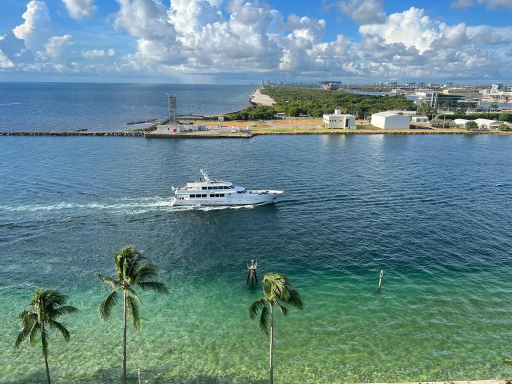 2100 S Ocean Drive Fort Lauderdale FL 33316