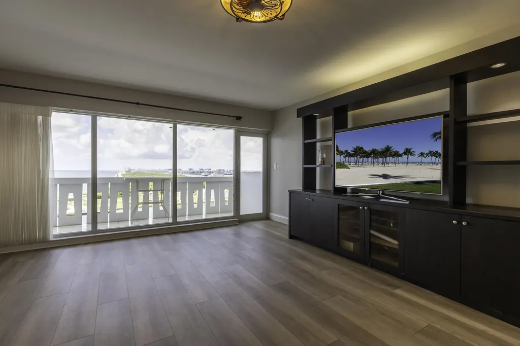 2100 S Ocean Drive Fort Lauderdale FL 33316