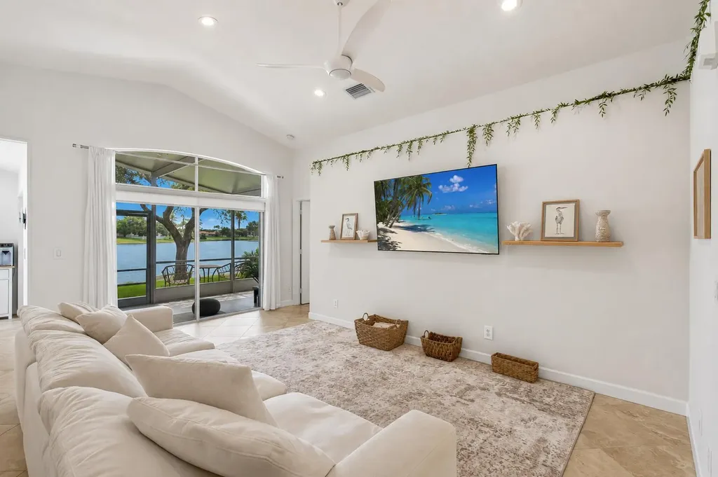 7188 Burgess Drive Lake Worth FL 33467