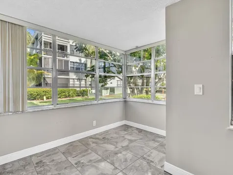 2741 Taft Street Hollywood FL 33020