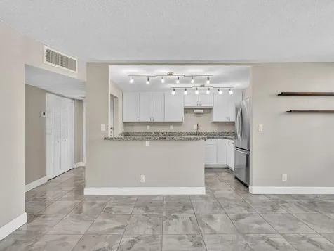 2741 Taft Street Hollywood FL 33020