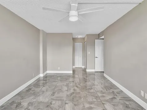2741 Taft Street Hollywood FL 33020