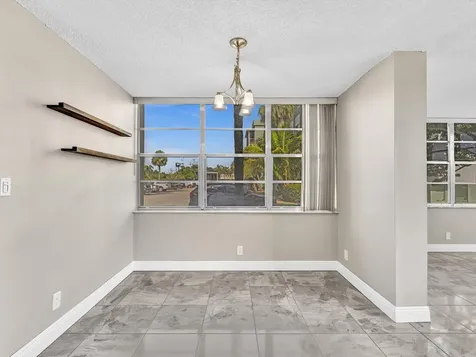 2741 Taft Street Hollywood FL 33020