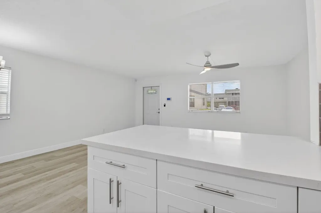 103 Brittany C Delray Beach FL 33446