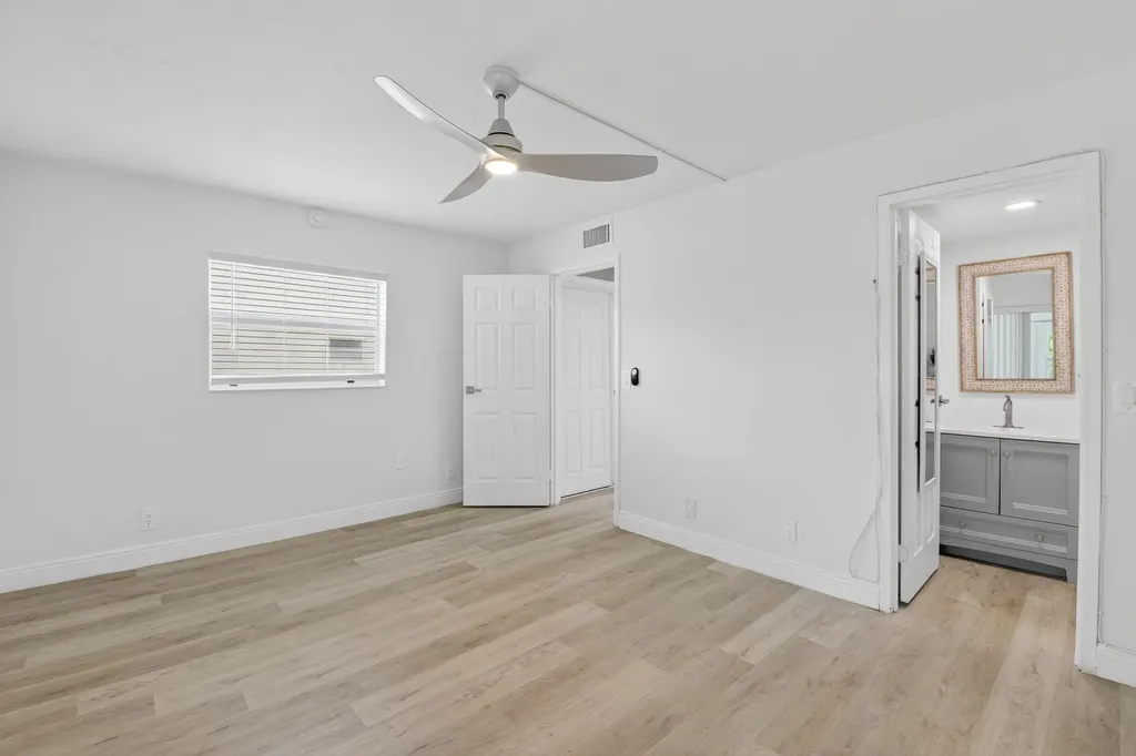103 Brittany C Delray Beach FL 33446