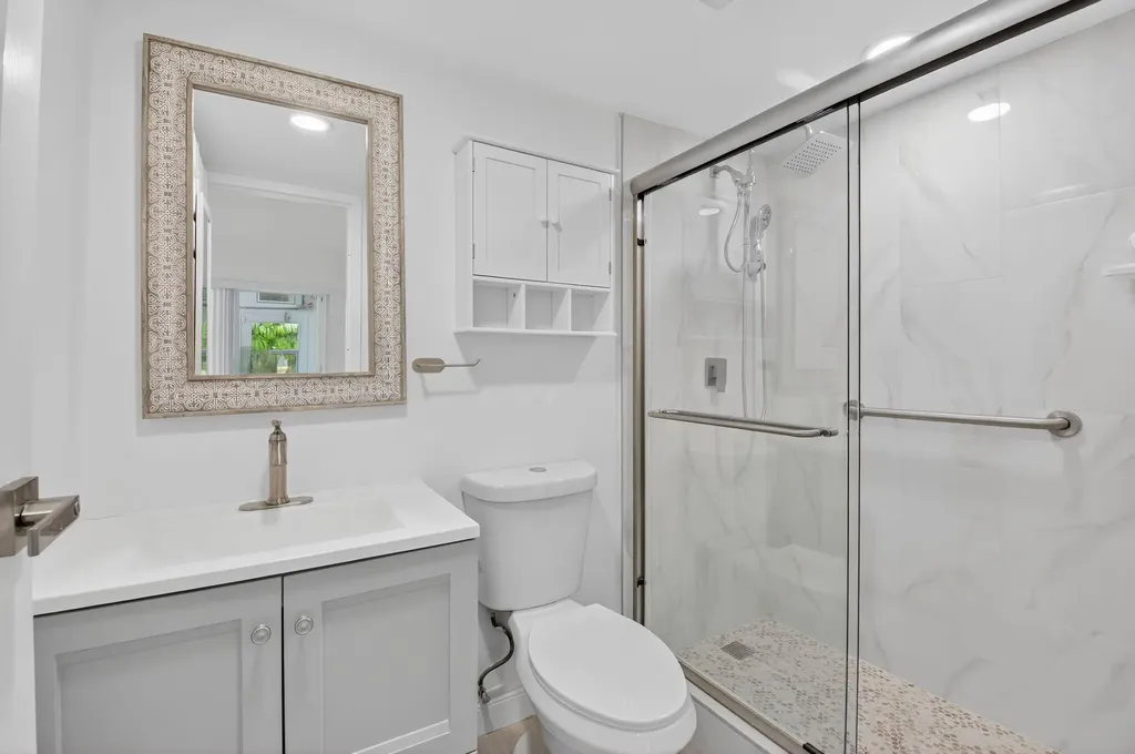103 Brittany C Delray Beach FL 33446