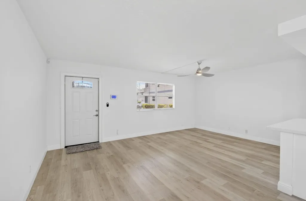103 Brittany C Delray Beach FL 33446