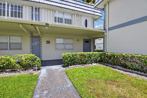 103 Brittany C Delray Beach FL 33446