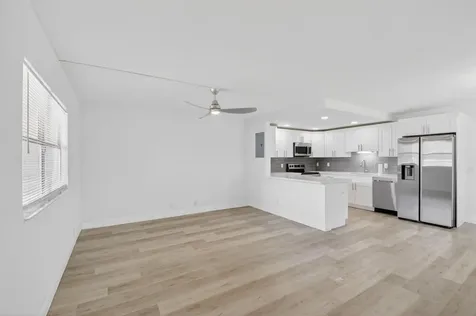 103 Brittany C Delray Beach FL 33446
