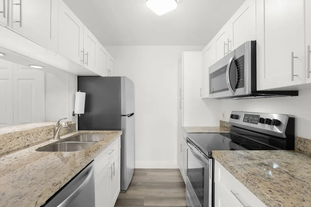 4541 W Mcnab Road Pompano Beach FL 33069