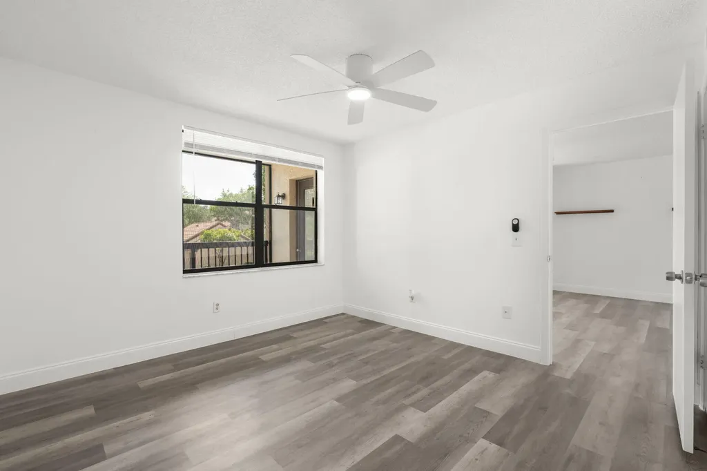 4541 W Mcnab Road Pompano Beach FL 33069