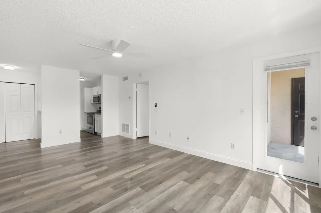 4541 W Mcnab Road Pompano Beach FL 33069
