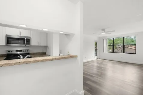 4541 W Mcnab Road Pompano Beach FL 33069