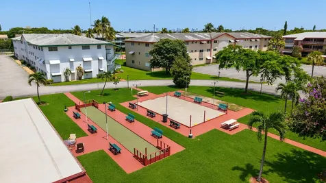 5300 Washington Street Hollywood FL 33021