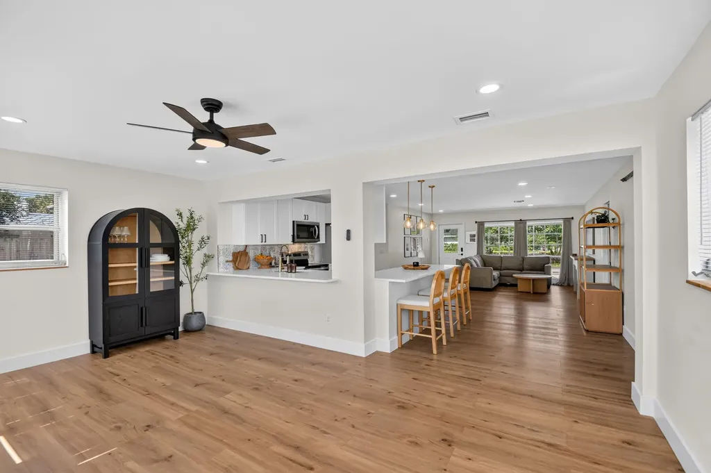 432 W Shadyside Circle West Palm Beach FL 33415