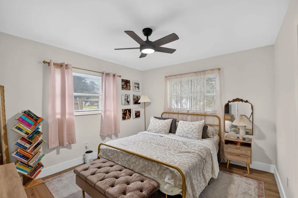 432 W Shadyside Circle West Palm Beach FL 33415