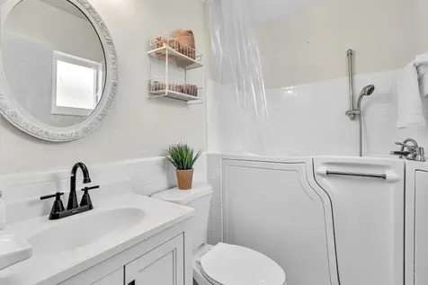7500 NW 73rd Avenue Tamarac FL 33321