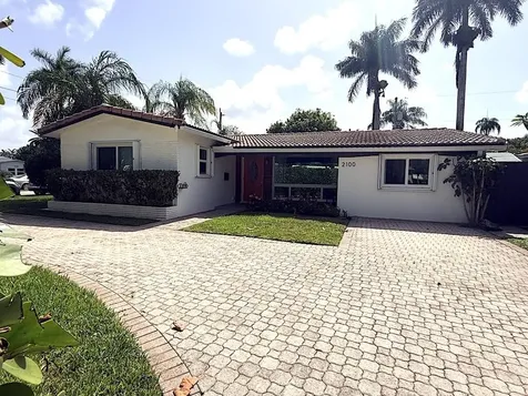 2100 N 14th Terrace Hollywood FL 33020