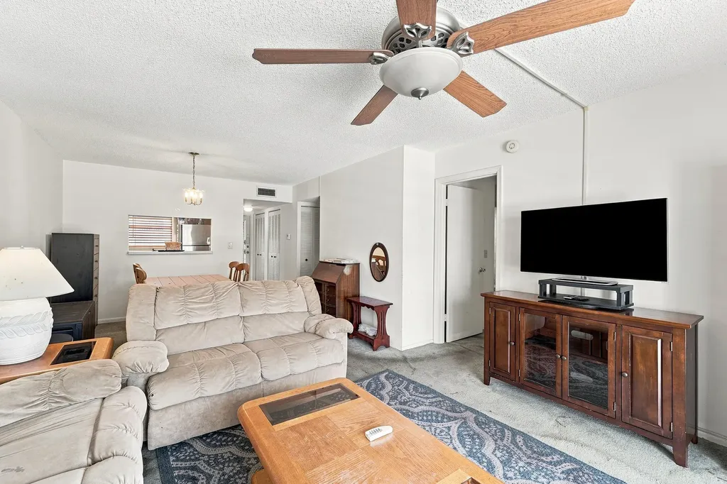 3000 E Sunrise Lakes Drive E Sunrise FL 33322