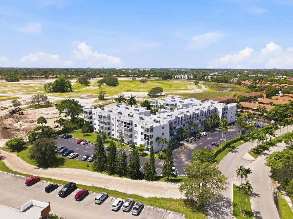 3000 E Sunrise Lakes Drive E Sunrise FL 33322