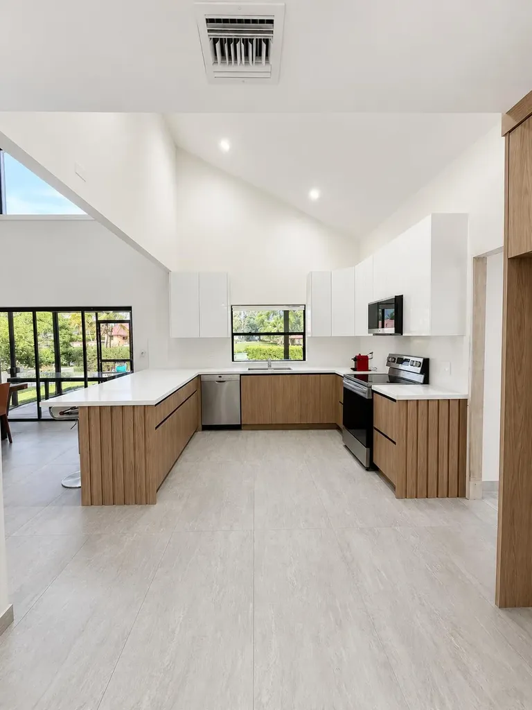 1640 SW 120th Terrace Davie FL 33325