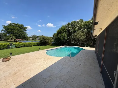 1640 SW 120th Terrace Davie FL 33325