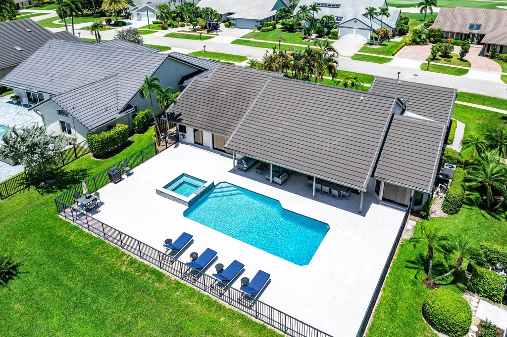 10891 Boca Woods Lane Boca Raton FL 33428