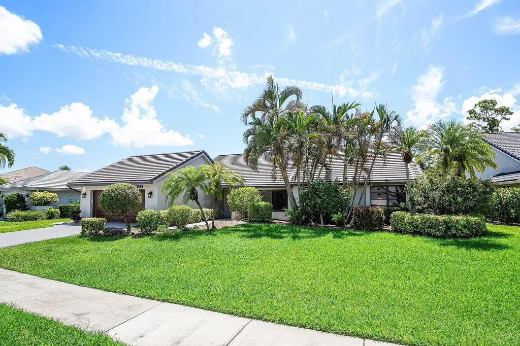 10891 Boca Woods Lane Boca Raton FL 33428